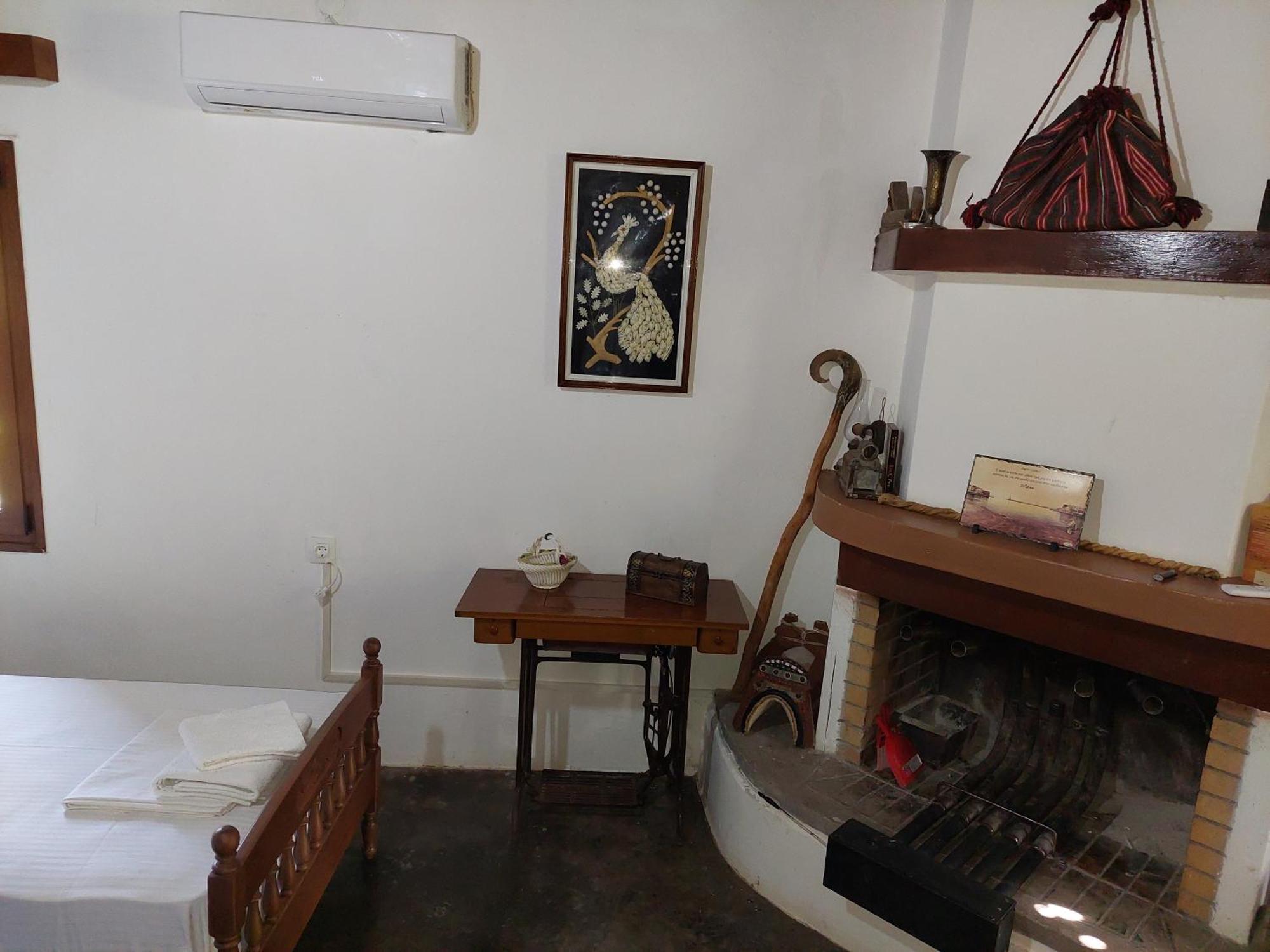 Sofiana'S Garden Retreat With Private Pool Διαμέρισμα Dhrapaniás Δωμάτιο φωτογραφία
