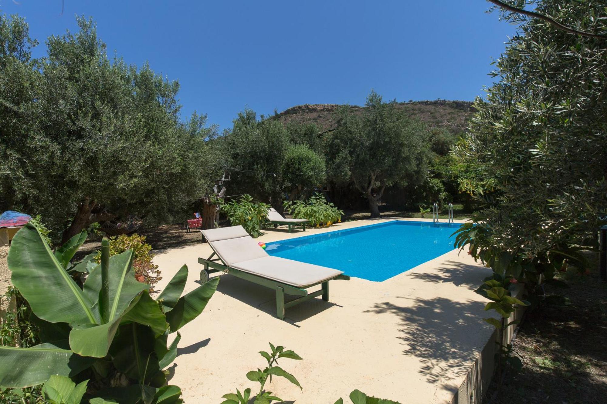 Sofiana'S Garden Retreat With Private Pool Διαμέρισμα Dhrapaniás Εξωτερικό φωτογραφία