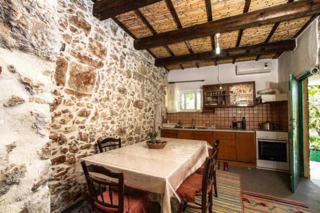 Sofiana'S Garden Retreat With Private Pool Διαμέρισμα Dhrapaniás Εξωτερικό φωτογραφία