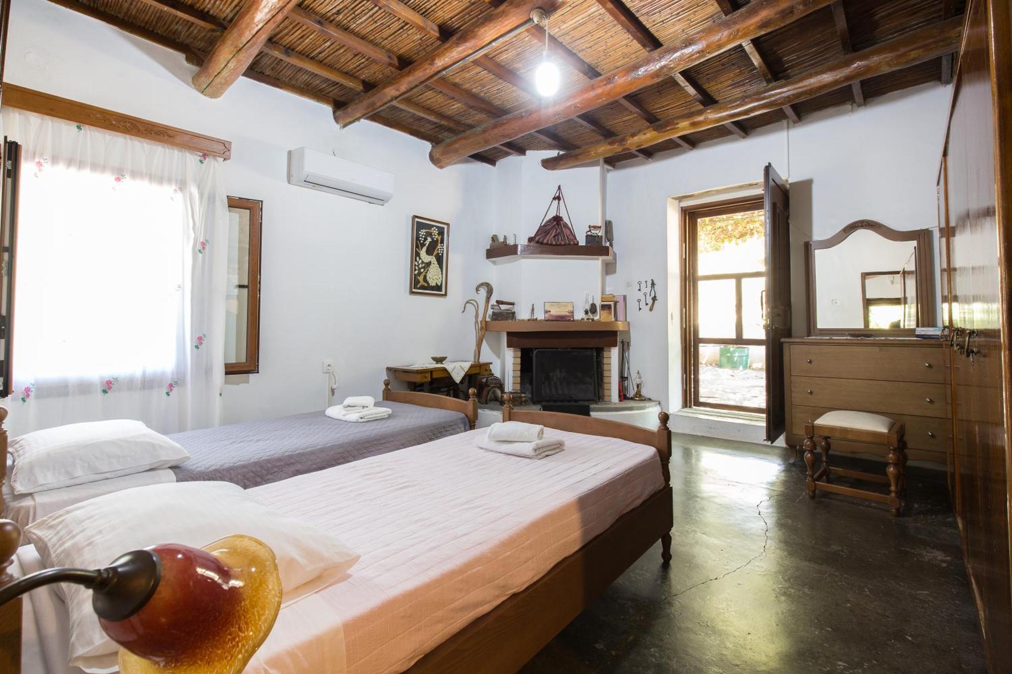 Sofiana'S Garden Retreat With Private Pool Διαμέρισμα Dhrapaniás Εξωτερικό φωτογραφία