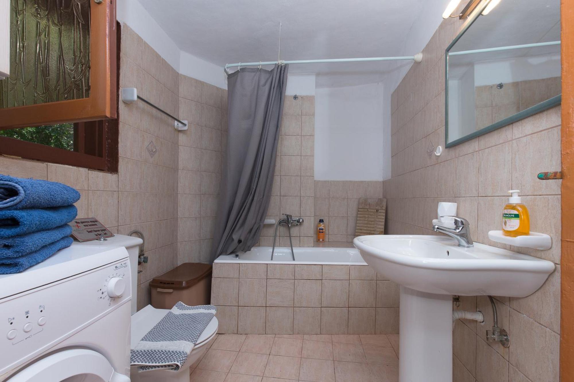 Sofiana'S Garden Retreat With Private Pool Διαμέρισμα Dhrapaniás Εξωτερικό φωτογραφία